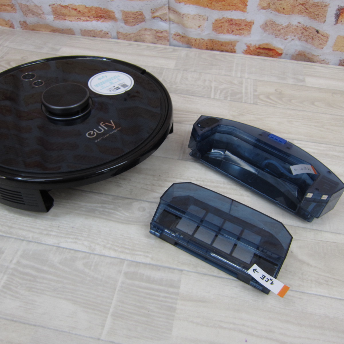 10226PC23【中古品】Anker Eufy RoboVac L35 Hybrid (ロボット掃除機) 水拭き両用 / 3200Pa 強力吸引/AIマッピング_画像4