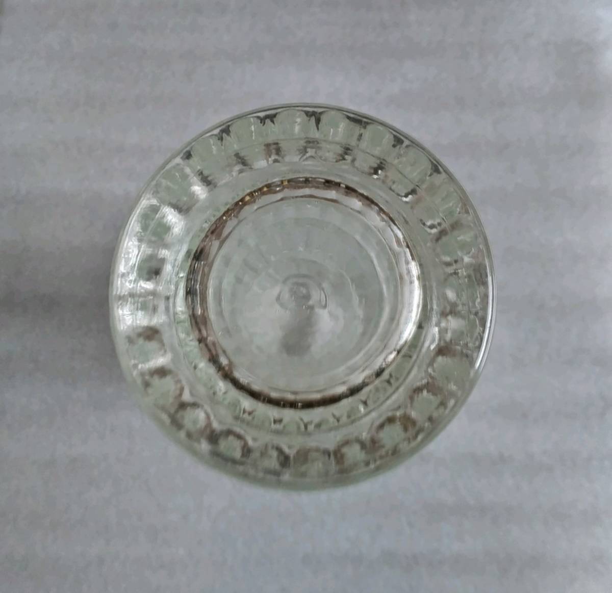 ガラス製 昭和レトロ 花瓶 花入れ 一輪挿し 高さ19 口径5.5 底径6の画像4