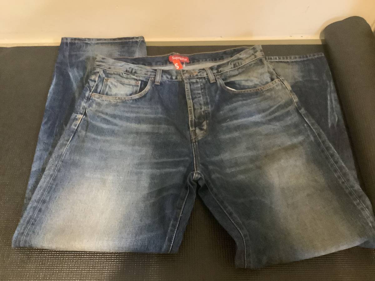 Supreme Distressed Loose Fit Selvedge Jean Washed Blue Supreme Distressed Loose Fit Selvedge Jean Washed Blue