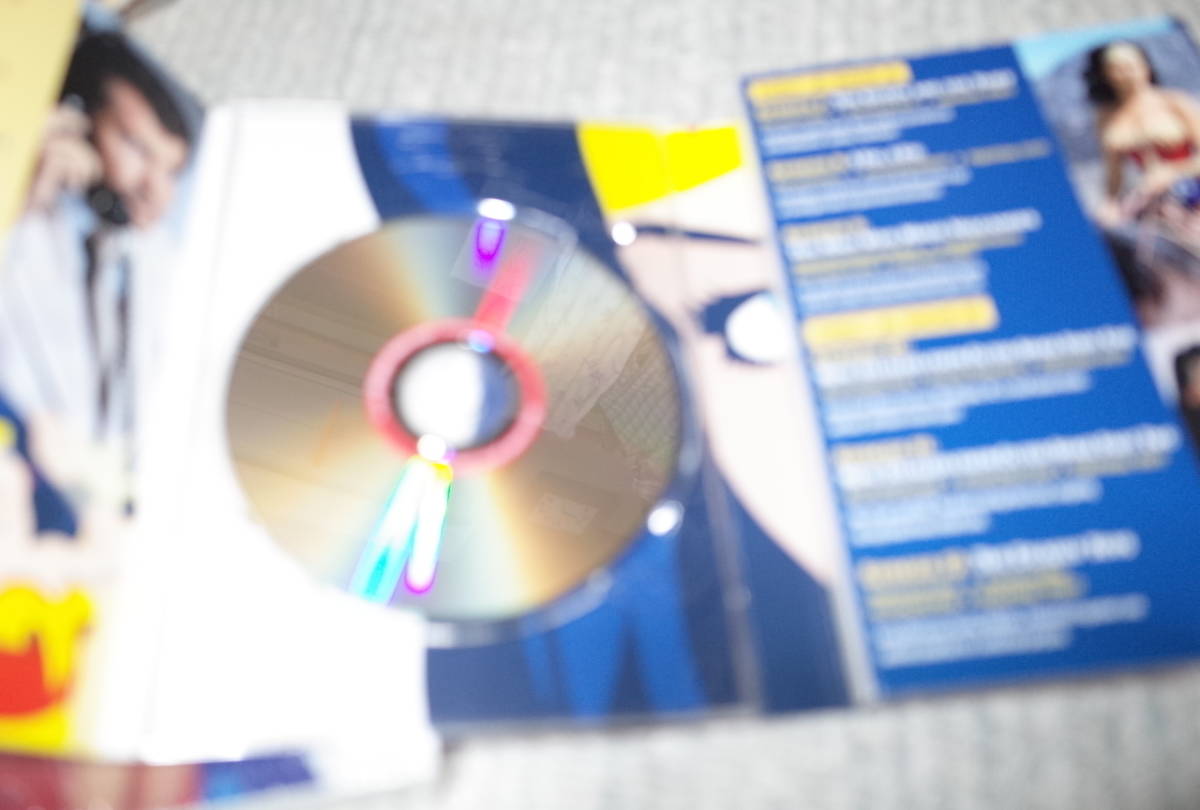 値下　初代　ワンダーウーマン　巨乳　パケがゴージャス　美品 DVD　リージョン１　ボックス2　ボックス３　輸入盤　リンダーカーター_画像3