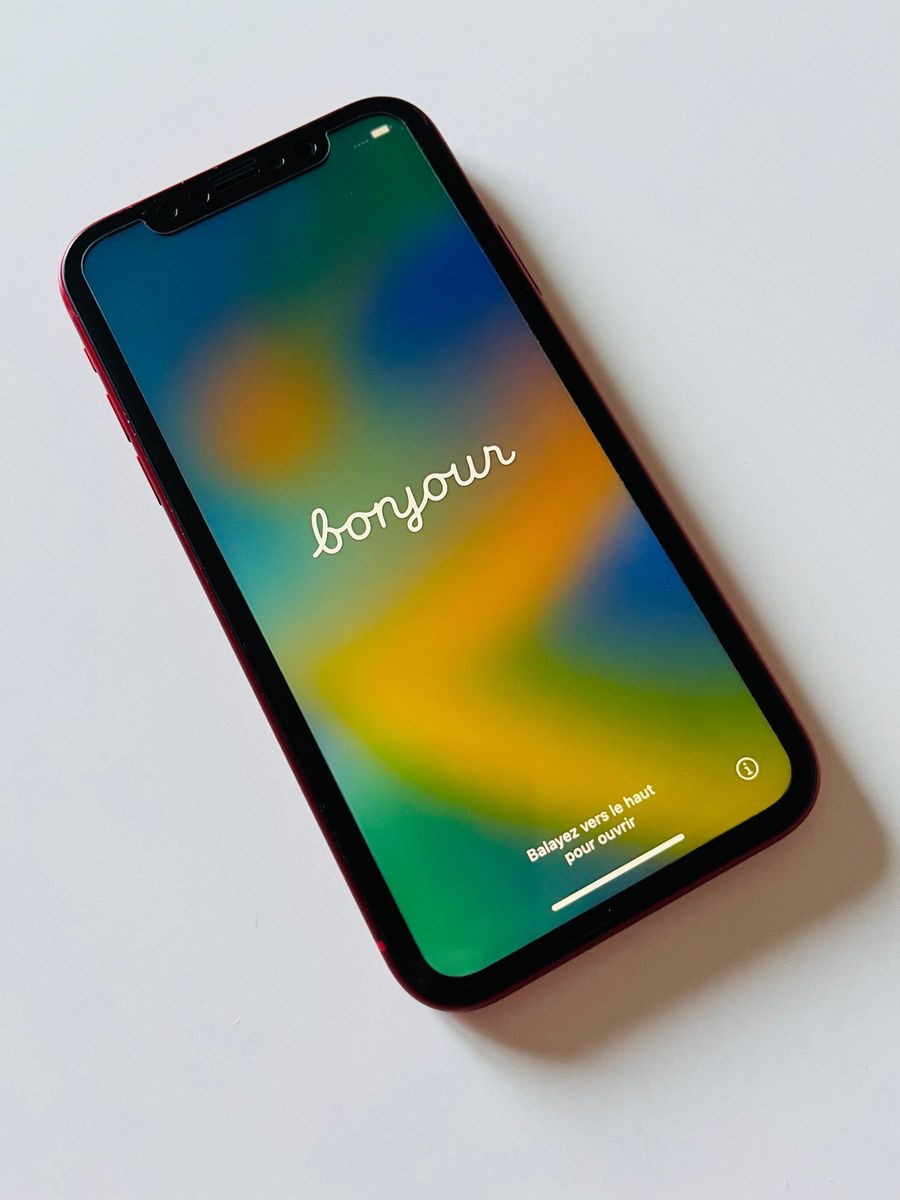 美品 iPhoneXR SIMフリー 64GB 完動品 バッテリー97% Apple 美品 iPhoneXR SIMフリー 64GB 完動品 バッテリー97% Apple