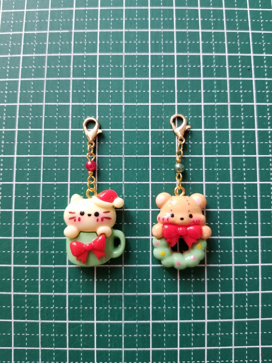 クリスマスチャーム　うさぎサンタクロース　くまリース　キーホルダーハンドメイド　_画像4