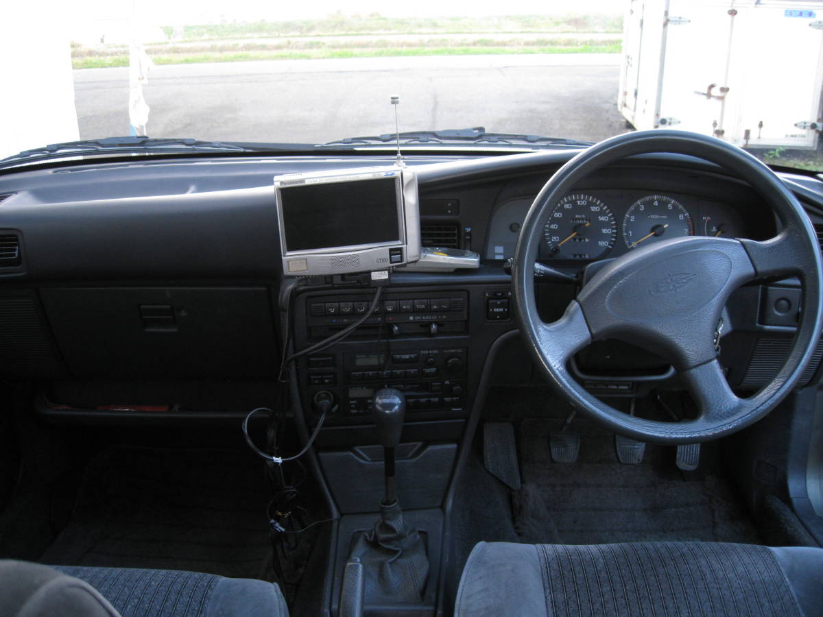 トヨタ AT175 コロナ セレクトサルーン４WD マニュアル 北海道 旧車 16バルブ  ８０カローラの画像7