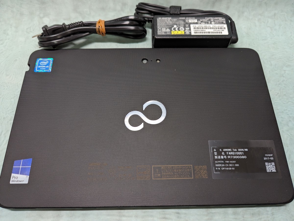 Fujitsuタブレット-ARROWS Tab Q506/NB（Windows 10) /64GB/ペンなし_画像10