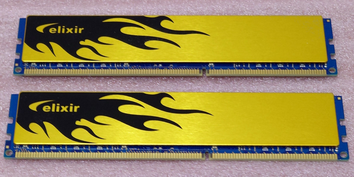 □CFD W3U1600HQ-8GC11 - PC3-12800/DDR3-1600 240Pin DDR3 SDRAM 16GB(8GB x2) 動作品_画像2