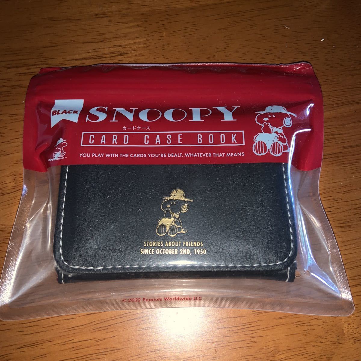 送料無料　SNOOPY CARD CASE BOOK BLACK/ブランドムック 〔ムック〕スヌーピー カードケース _画像1