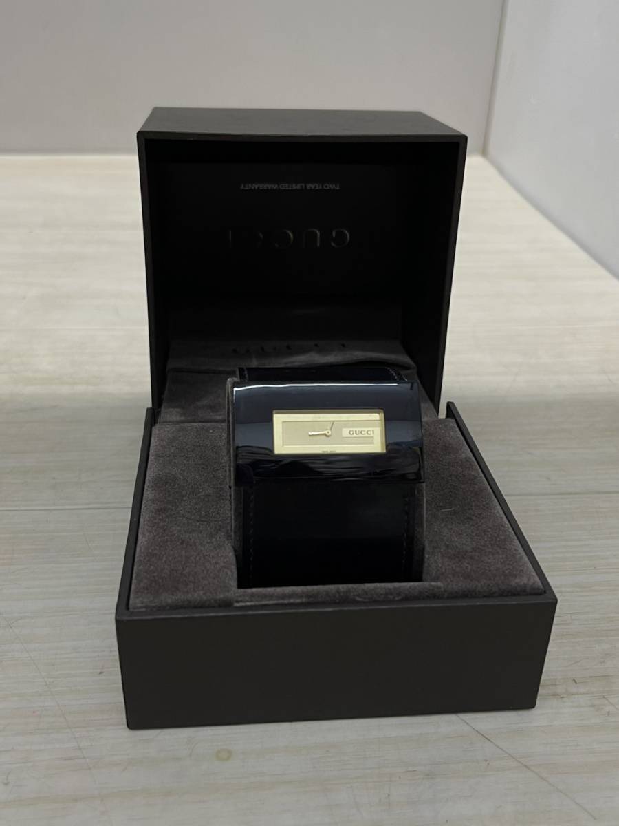 送料無料S80964 GUCCI 3500Lバングル ウォッチ 腕時計 Gロゴ ゴールド文字盤 ユニセックス