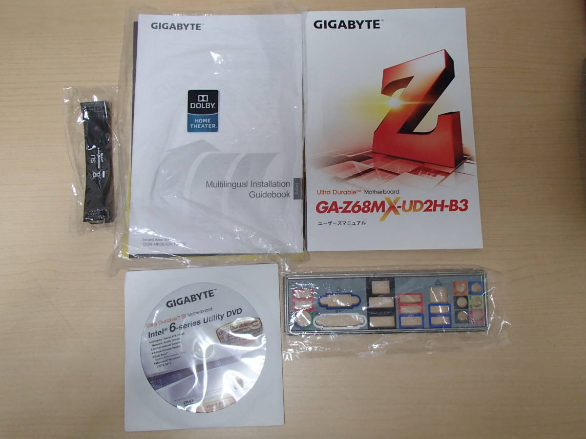 GIGABYTE GA-Z68MX-UD2H-B3 LGA1155 MicroATX マザーボード IOパネル・元箱付 動作品_画像2