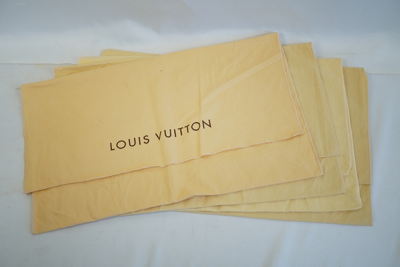 52236 LOUIS VUITTON ルイ・ヴィトン ルイ・ヴィトン 保存袋 （4枚セット）【中古】の画像2