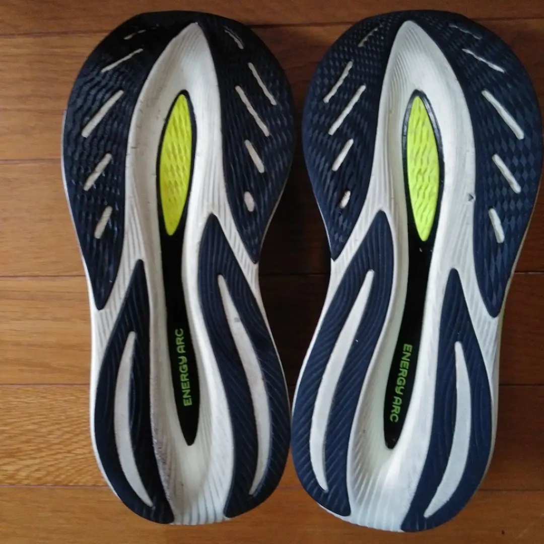 ニューバランス Newbalance　フューエルセル スーパーコンプ トレーナー V2　25.5cm　FuelCell SuperComp Trainer v2　中古_画像7