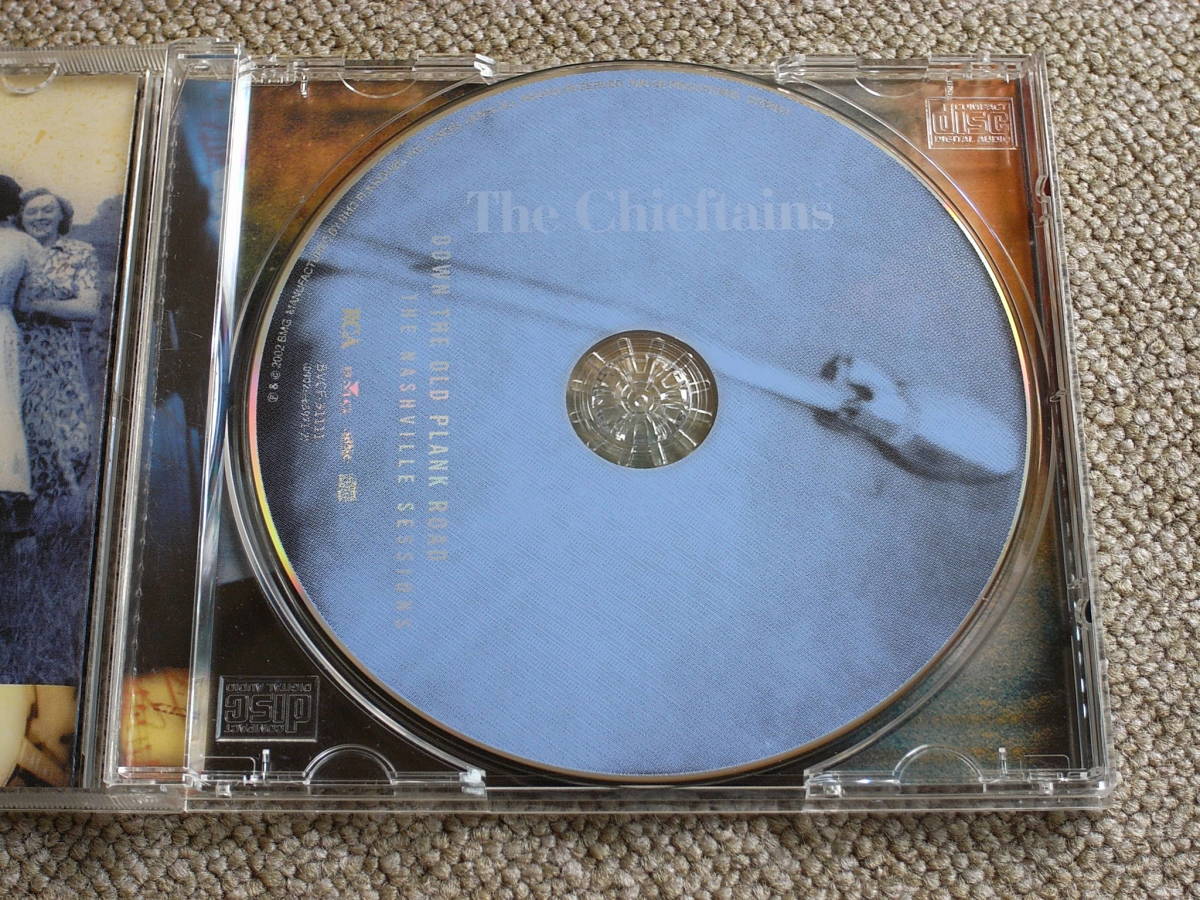 THE CHIEFTAINS / DOWN THE OLD PLANK ROAD (The Nashville Sessions)_画像2