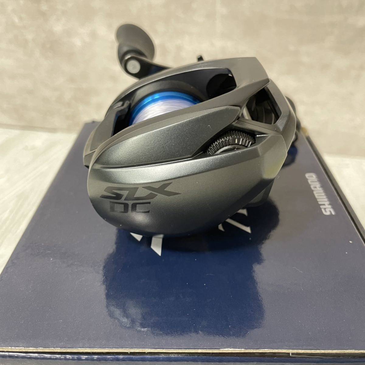 【極美品】SHIMANO ベイトリール 両軸 20 SLX DC 71HGシマノ 右 _画像4