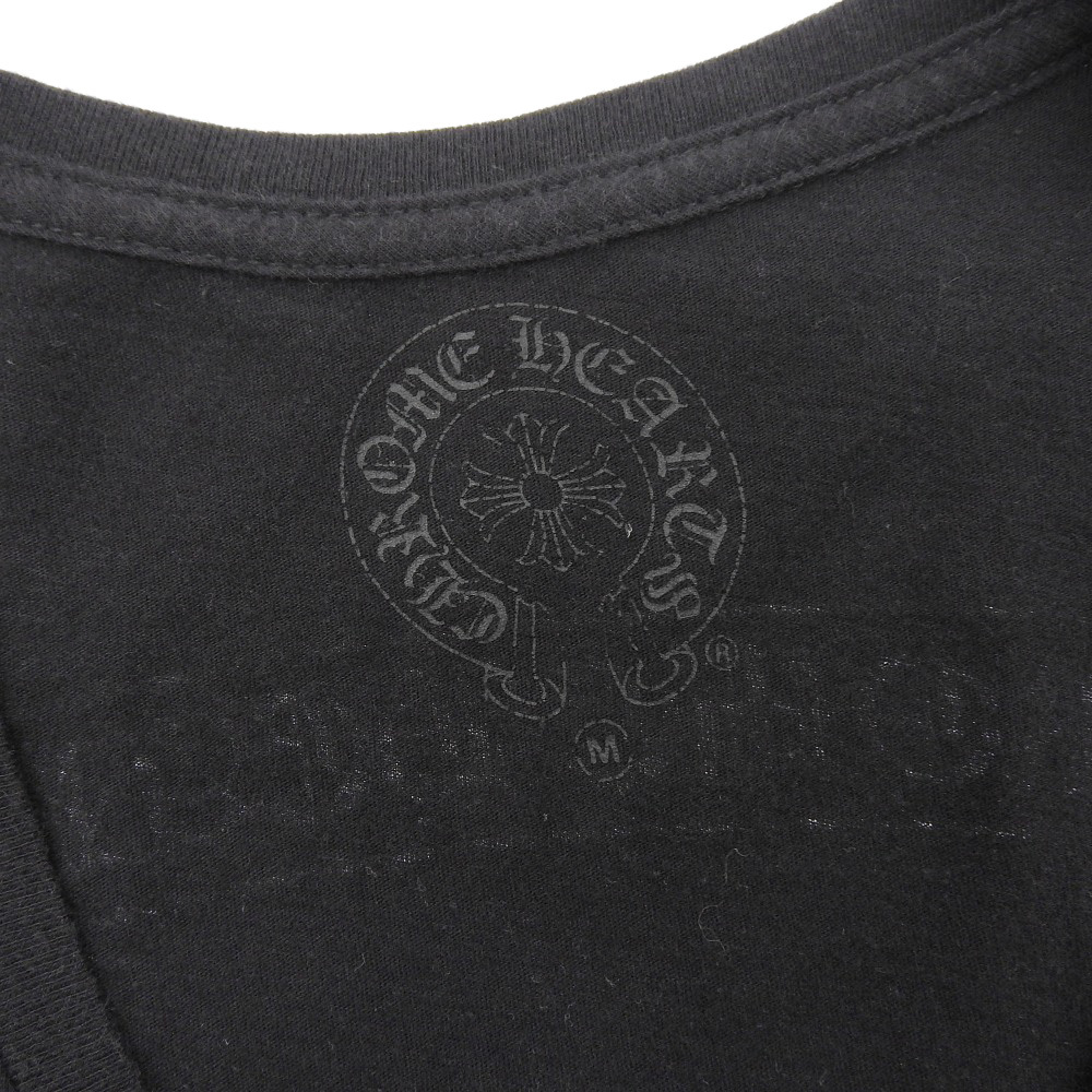 美品 クロムハーツ Chrome Hearts スクロール ラベル ロゴ プリント Vネック 半袖 Tシャツ 2612-304-0210 黒 M 170cm レディース_[クロムハーツ]Tシャツ