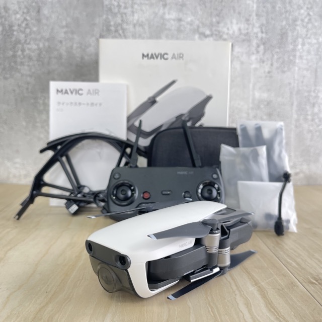 ドローン dji MAVIC AIR 【中古】 U11X S01A 本体 送信機 元箱 ドローン dji MAVIC AIR 【中古】 U11X S01A 本体 送信機 元箱
