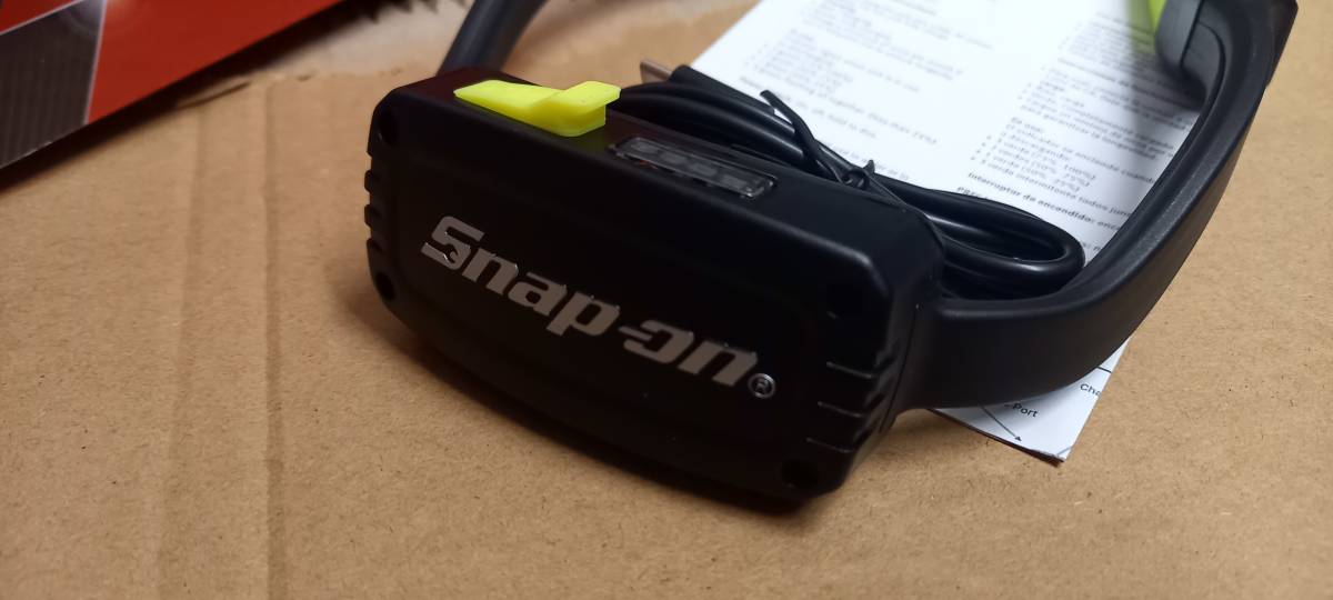 スナップオン Snap-on 充電式 LED ハンズフリーネックライト オレンジ スナップオン Snap-on 充電式 LED ハンズフリーネックライト オレンジ