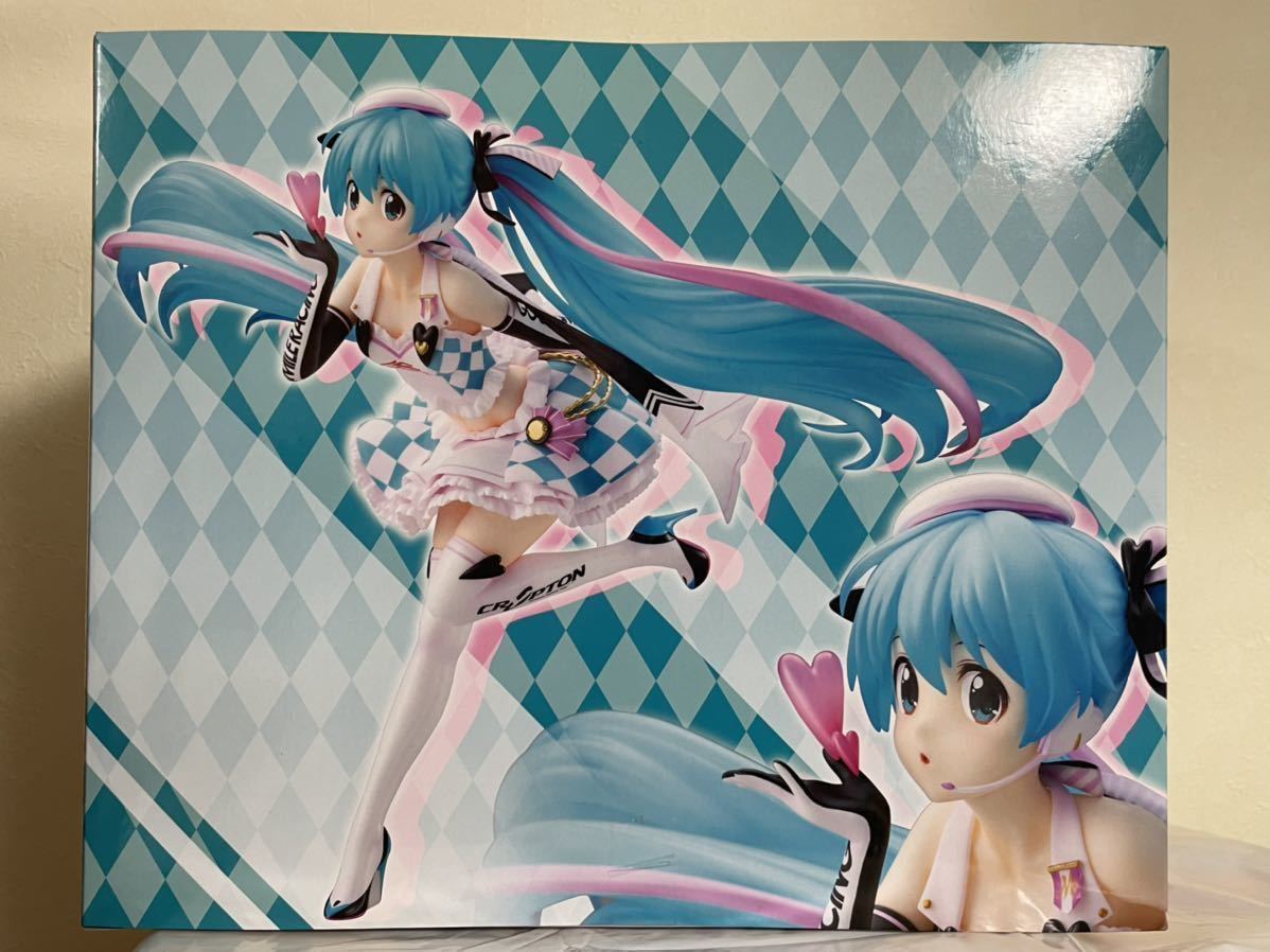 初音ミク GTプロジェクト』「レーシングミク 2019Ver. feat.杏仁豆腐」1/7スケール新品！未開封！_画像4