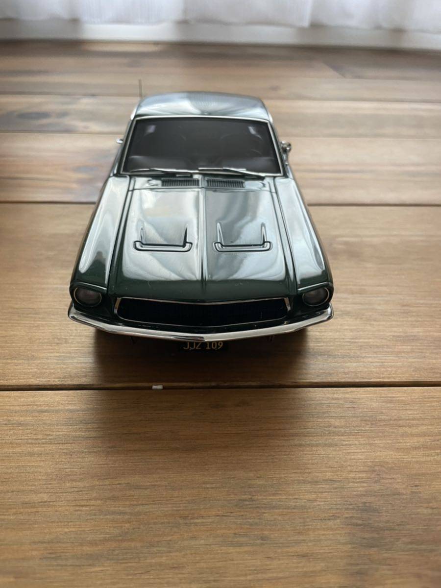 AUTOart オートアート 1/18 FORD フォード マスタング GT ブリッド　グリーン _画像6