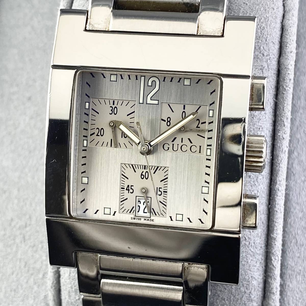 1円〜】GUCCI グッチ 腕時計 メンズ 7700 クロノグラフ シルバー 1円〜】GUCCI グッチ 腕時計 メンズ 7700 クロノグラフ シルバー