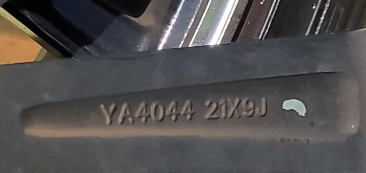 アルファード、ヴェルファイア用ロクサーニ21インチアルミホイール　タイヤほぼ新品付き_画像7