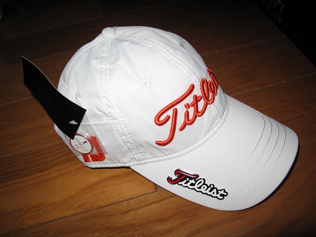 ◇新品　Titleist Cap タイトリスト キャップ （ホワイト×オレンジ） 　フリーサイズ　マーカー付き　　サイドポケット　送料210円_画像1