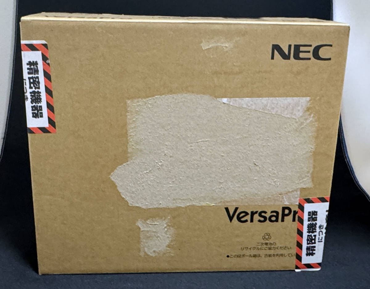 保証残有 NEC VersaPro タイプVC(VC-B) 13インチ Ryzen5 5500U 8GB 256GBSSD Win11Proリカバリ済 2023/2製造 (PC-VK540CZFB)_箱　送り状が貼ってあったのでそこは痛み有