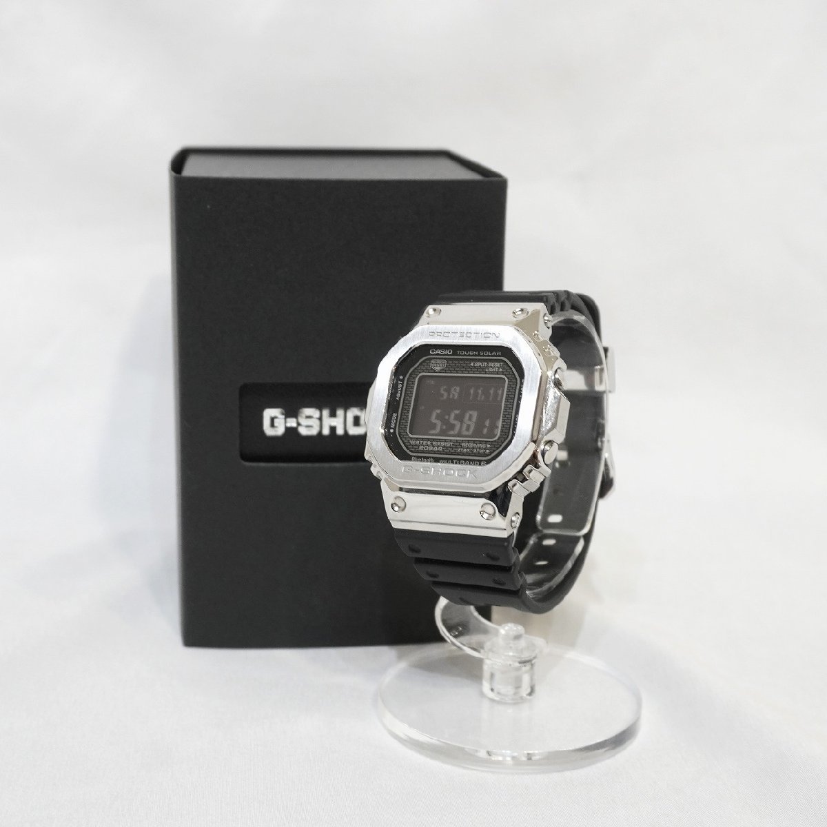 CASIO GMW-B5000 G-SHOCK 箱　説明書付属　カシオ　ジーショック 腕時計　Ｈ11-48_画像1