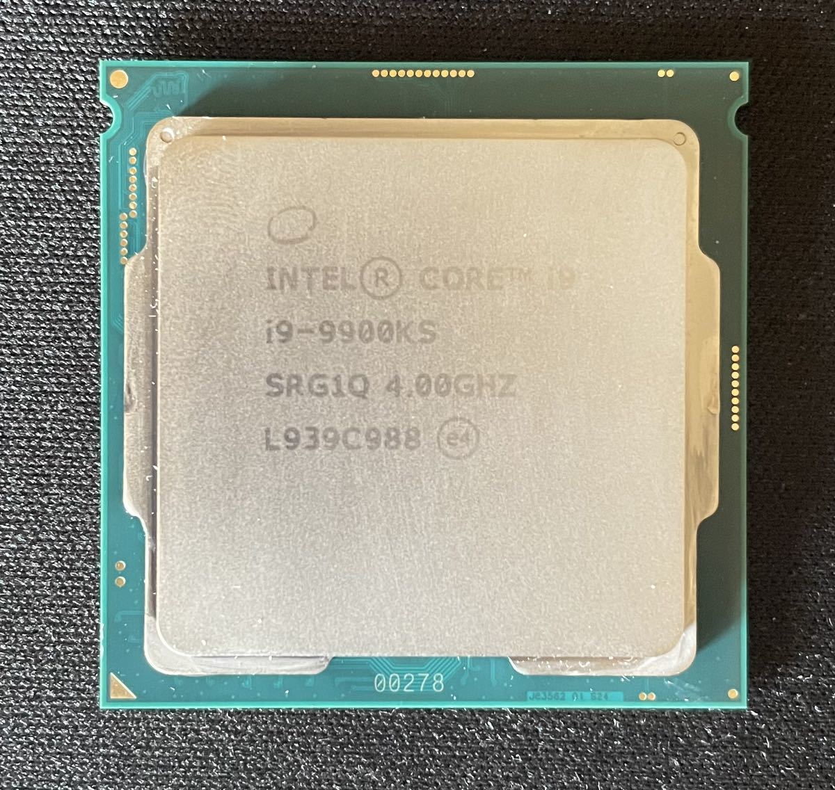 新版 B1125)Intel PENTIUM 中古動作品 256K 180MHz SY012 KB80521EX180