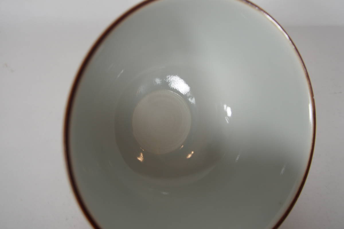 【美品】洞華銘　　茶箱用　赤絵赤絵　抹茶茶碗　・　振り出し　・　茶巾筒　三点セット　在銘　　　野点　茶道具　23　1109－14－9_画像4