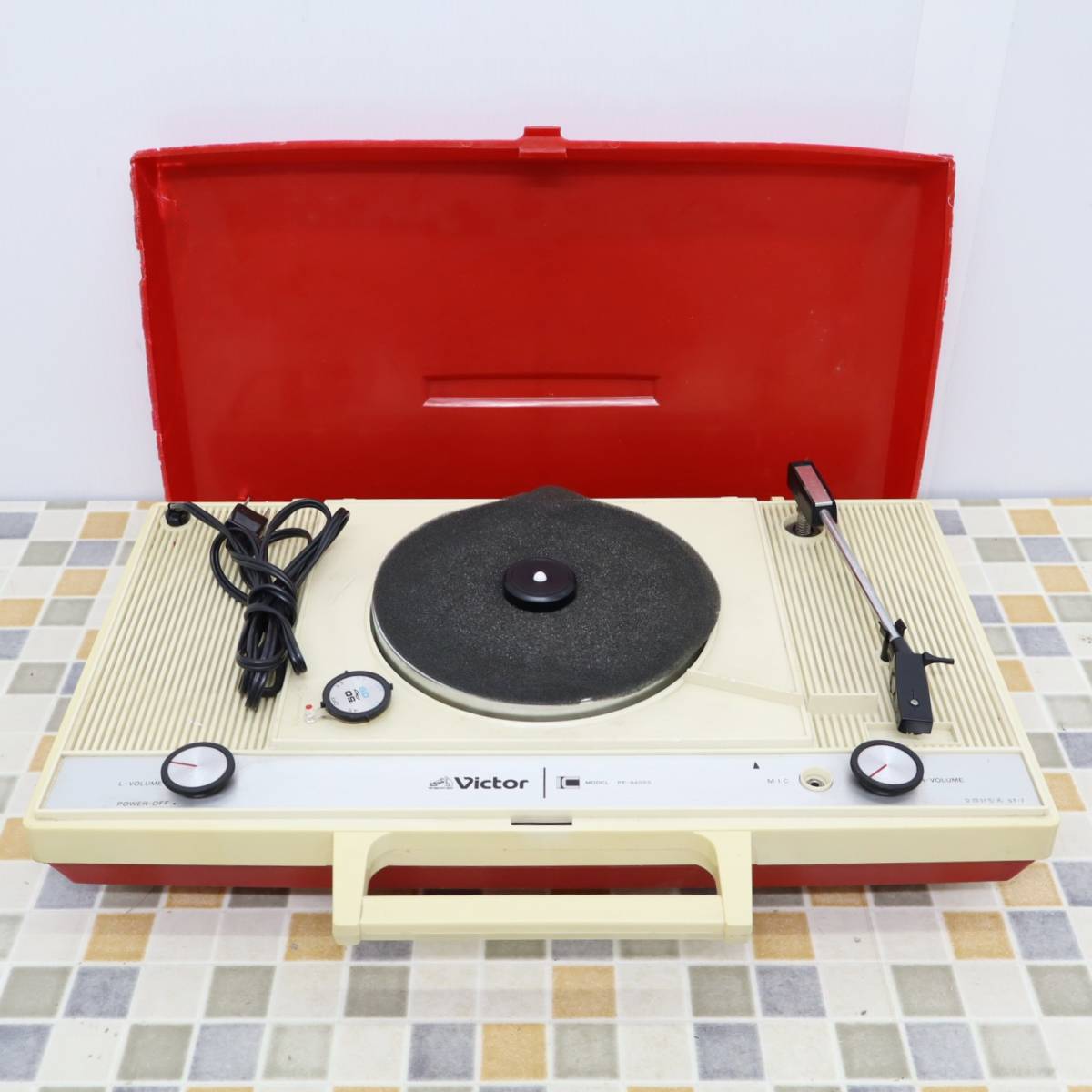 レトロ ビクター ポータブルレコードプレーヤー PE-8400S - その他 レトロ ビクター ポータブルレコードプレーヤー PE-8400S - その他