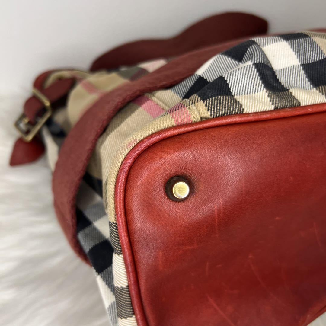 【圧巻のノバチェック】BURBERRY　バー バリー　大容量 ノバチェック　トートバッグ　キャンバス　レザー　赤　レッド　金ロゴプレート_画像5