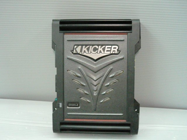 ☆ジャンク扱♪お手軽重低音定番アンプ♪音出確認済♪KICKER キッカー ZX100.2 2ch パワーアンプ USA 管理/R131☆_画像1