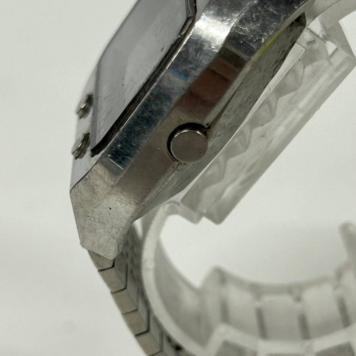 1円~【動作未確認】セイコー SEIKO 0674-5000 デジタルウォッチ 007 ボンドウォッチ 1976年製 クォーツ メンズ腕時計 純正ベルト YK_画像3