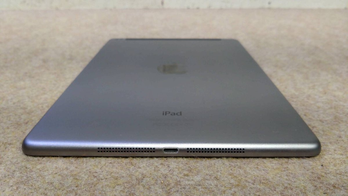 Apple iPad Air 9.7inch 32GB Wi-Fi+Cellularモデル 第1世代 スペースグレイ MD792J/A ソフトバンク 判定〇 IMEI:351977067326367_画像6