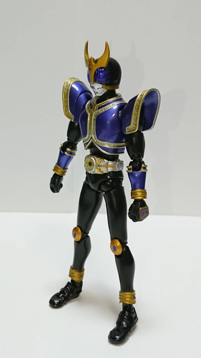 【中古品】 S.H.Figuarts 仮面ライダークウガ ライジングタイタン_画像6