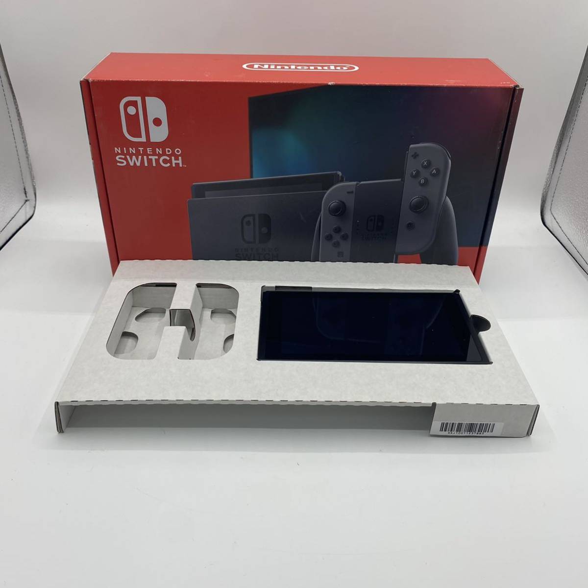 新型 2019年式 任天堂 スイッチ 本体のみ Nintendo Switch