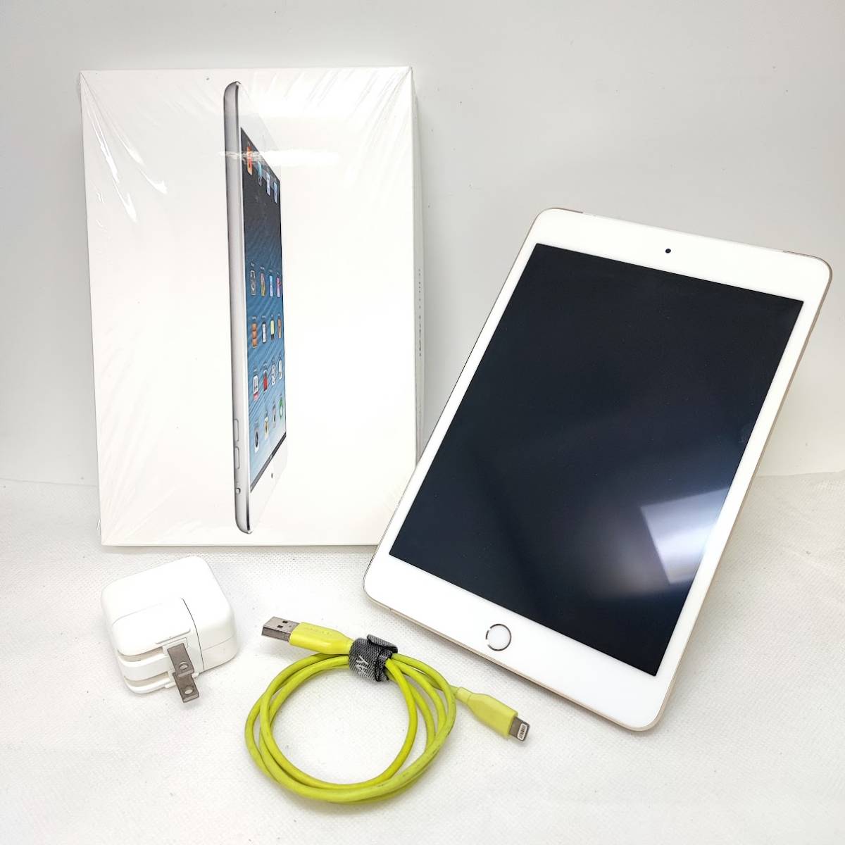 【動作確認済】Apple iPad mini4 Wi-Fi+Cellular docomo（ドコモ） [MK712J/A] 16GB