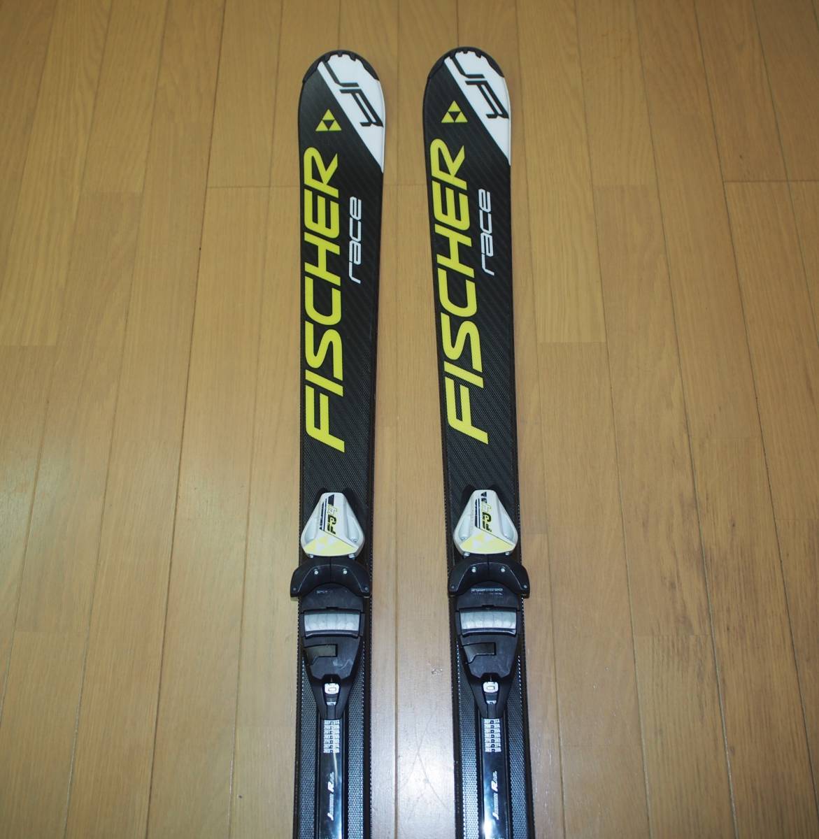 フィッシャー FISCHER スキー板 ジュニア 140cm RC4 RACE ビンディング セット 【USED】_画像2