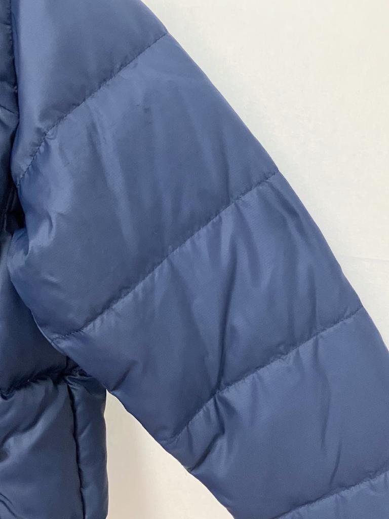 【送料込】【男の子用】THE NORTH FACE ザノースフェイス ダウン 130cm ネイビー×オフホワイト フード 防寒 冬物 キッズ s3406116_画像6