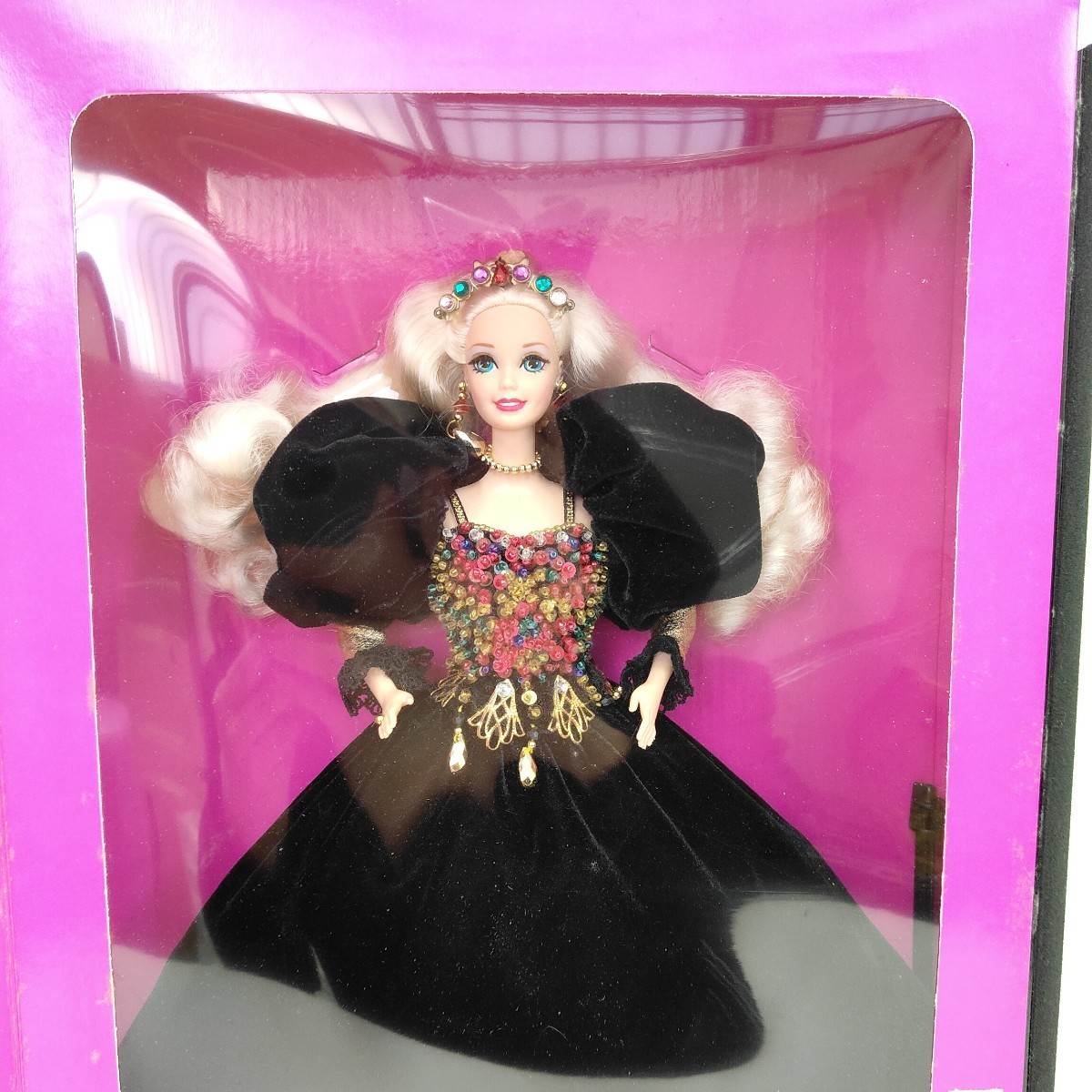 ★未使用★ 希少 Barbie バービー 人形 JEWELED SPLENDOR FAO SCHWARZ マテル MATTEL ドール レア リミテッドエディション 1995 SC_画像2