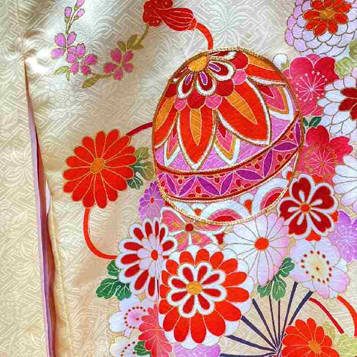 o. three . girl kimono ug310 production put on the first put on celebration put on cream color flower hand . writing sama made in Japan new goods postage included 