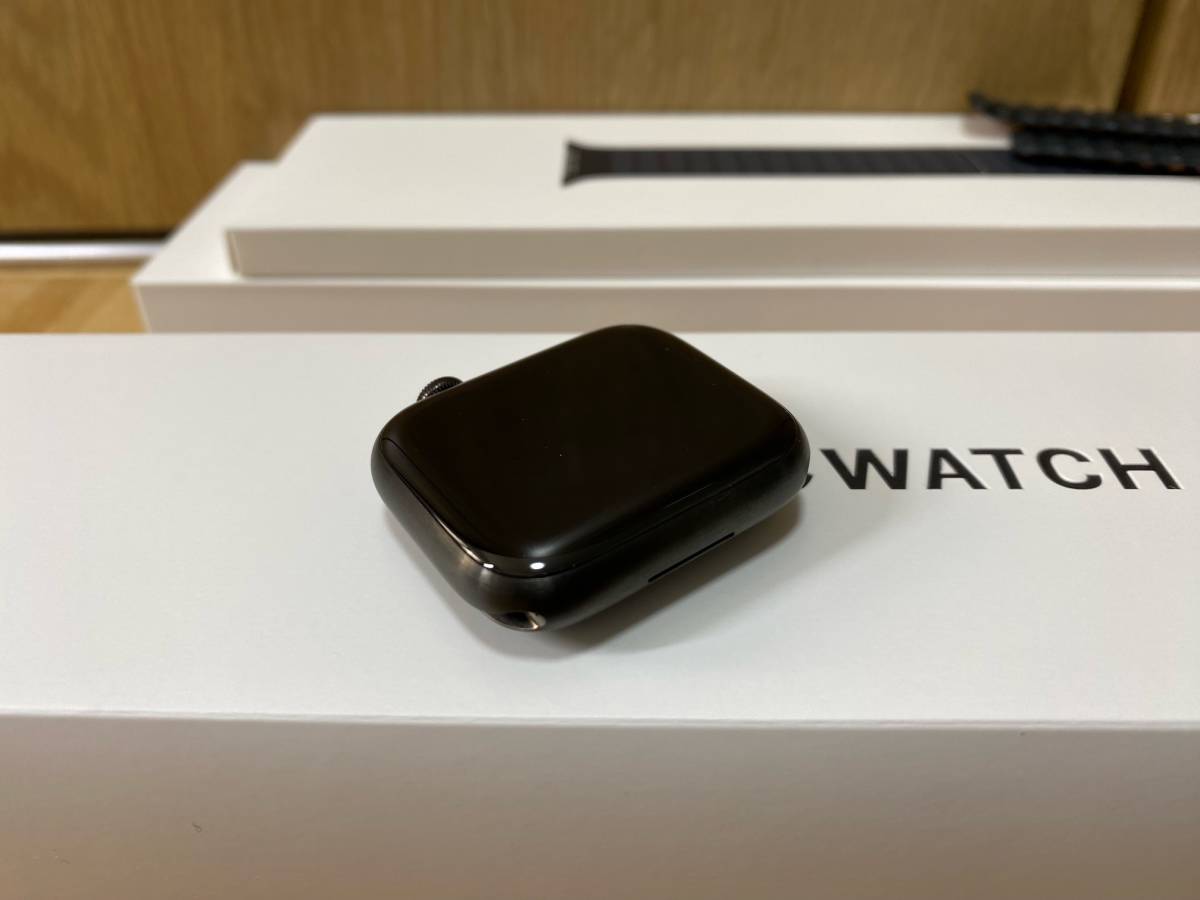 Apple Watch Edition Series7 45mm GPS+Cellularモデル 【スペースブラックチタニウムケース/レザーリンク/その他】_画像2