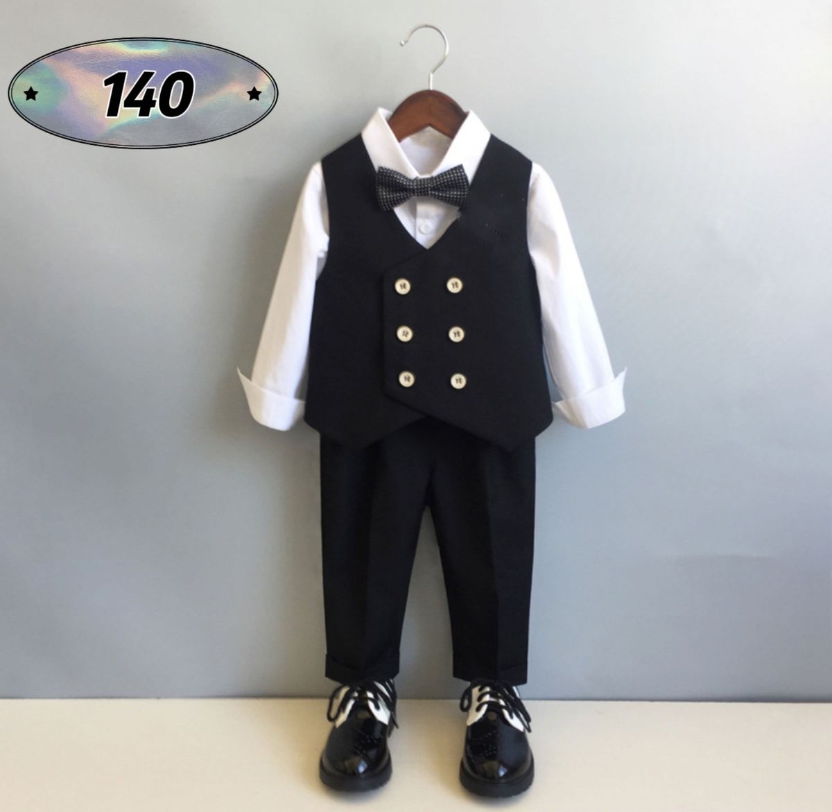 ☆新品☆フォーマル 男の子　セットアップ　入園式　結婚式　スーツ　140cm