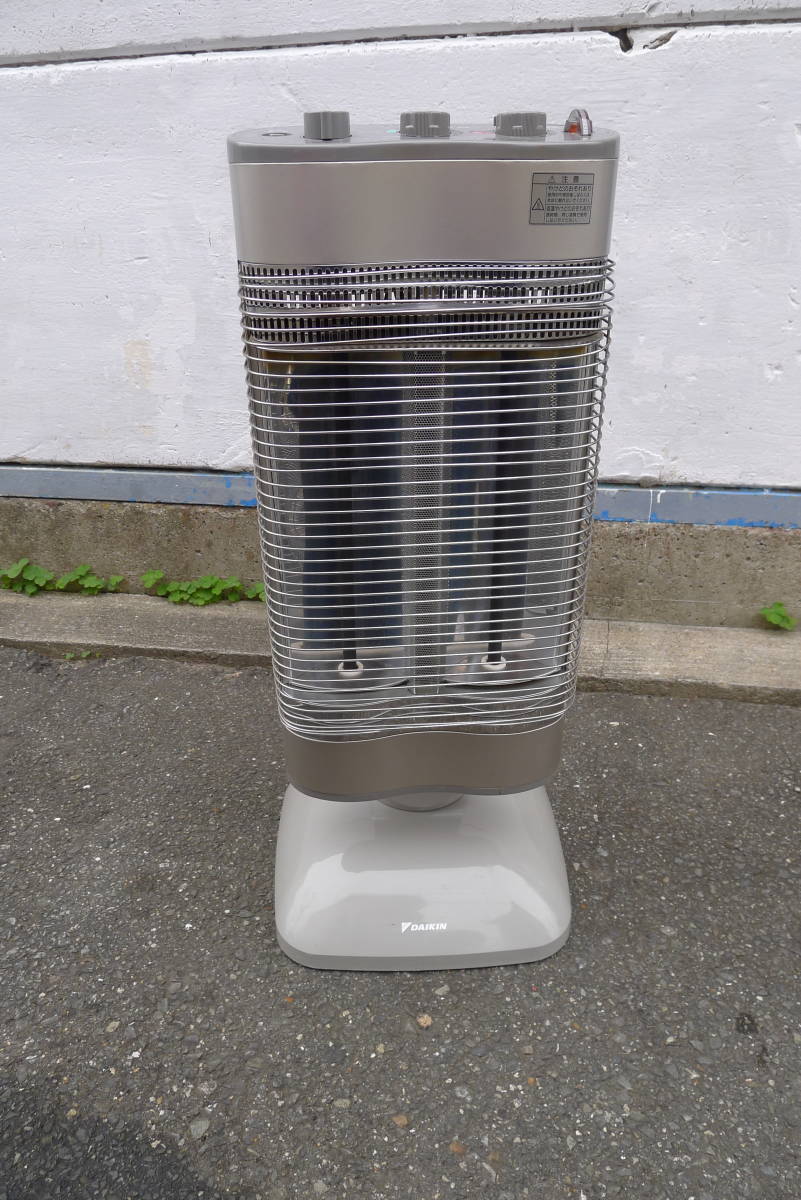 KK128 DAIKIN/ダイキン 遠赤外線暖房器具/セラムヒート CER11NS 100V 50/60Hz ★電気ヒーター 電気ストーブ 首振機能 12年製/160_画像1