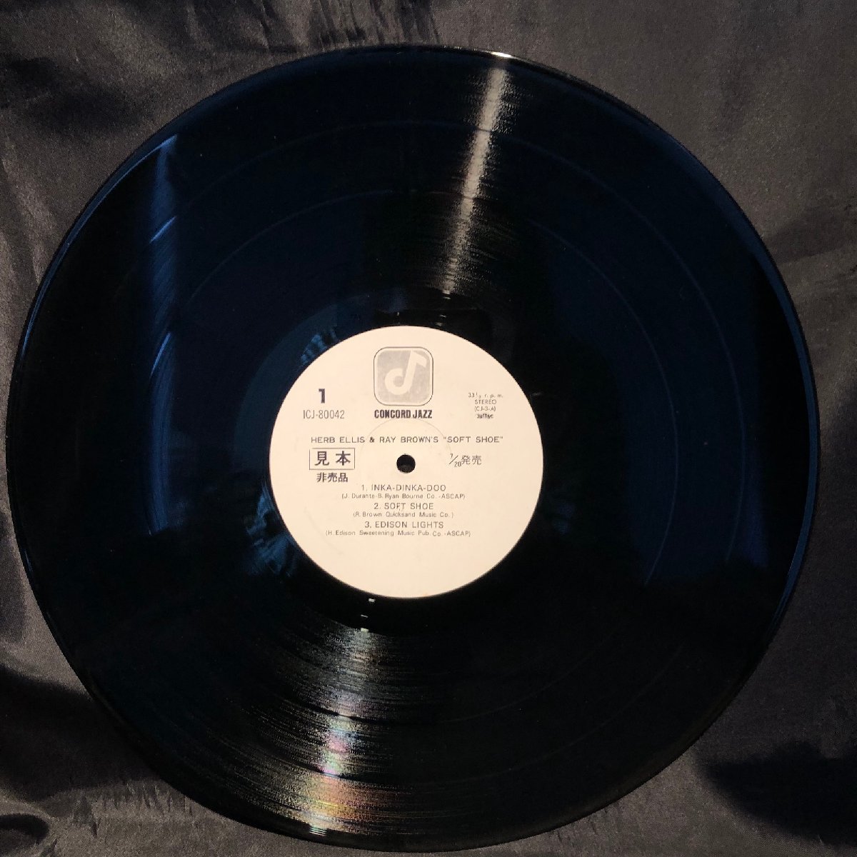 Herb Ellis & Ray Brown's / Soft Shoe LP Concord Jazz・TOSHIBA-EMI_画像4