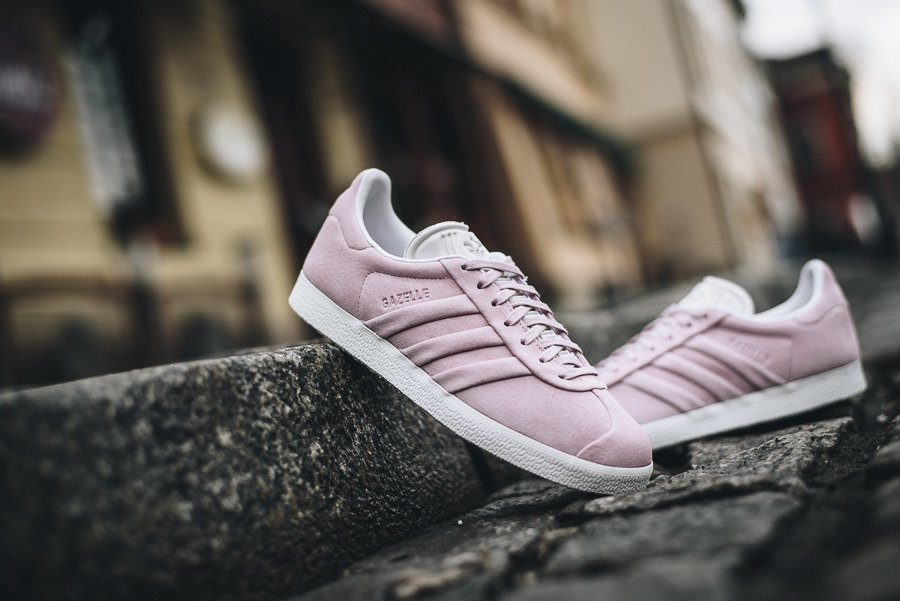 新品 adidas Originals アディダス BB6708 ガゼル GAZELLE 新品 adidas Originals アディダス BB6708 ガゼル GAZELLE