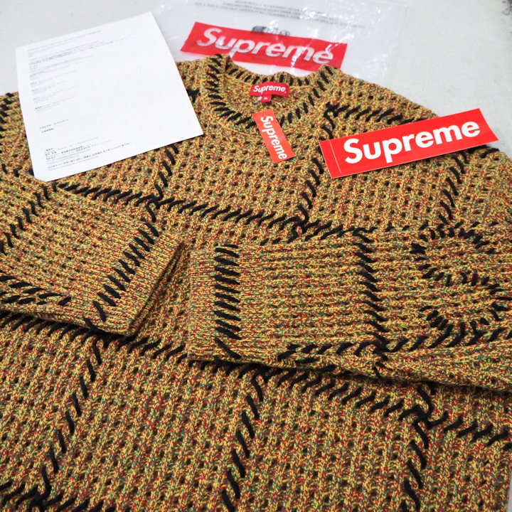 新品 正規品 シュプリーム 23ss キルト ステッチ ニット 黄色 イエロー メンズ XL 2XL サイズ Supreme Quilt Stitch Sweater ロゴ セーター_画像1