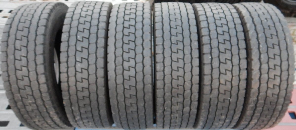 6本価格★パT8310■215/70R17.5 123/121J YOKOHAMA 710R 18年 ミックス★条件付送料無料★地山 トラック 冬 積載車 キャンター MIX_画像1