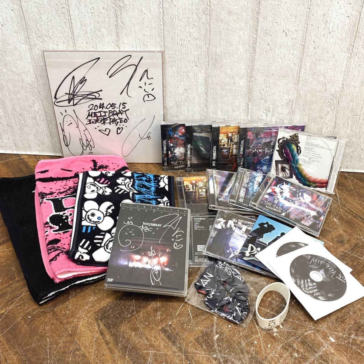 MEJIBRAY/メジブレイ グッズまとめ 初回限定盤 サイン色紙 直筆サイン入り DVD CD タオル 未開封有 ヴィジュアル系 V系 菊NS_画像2