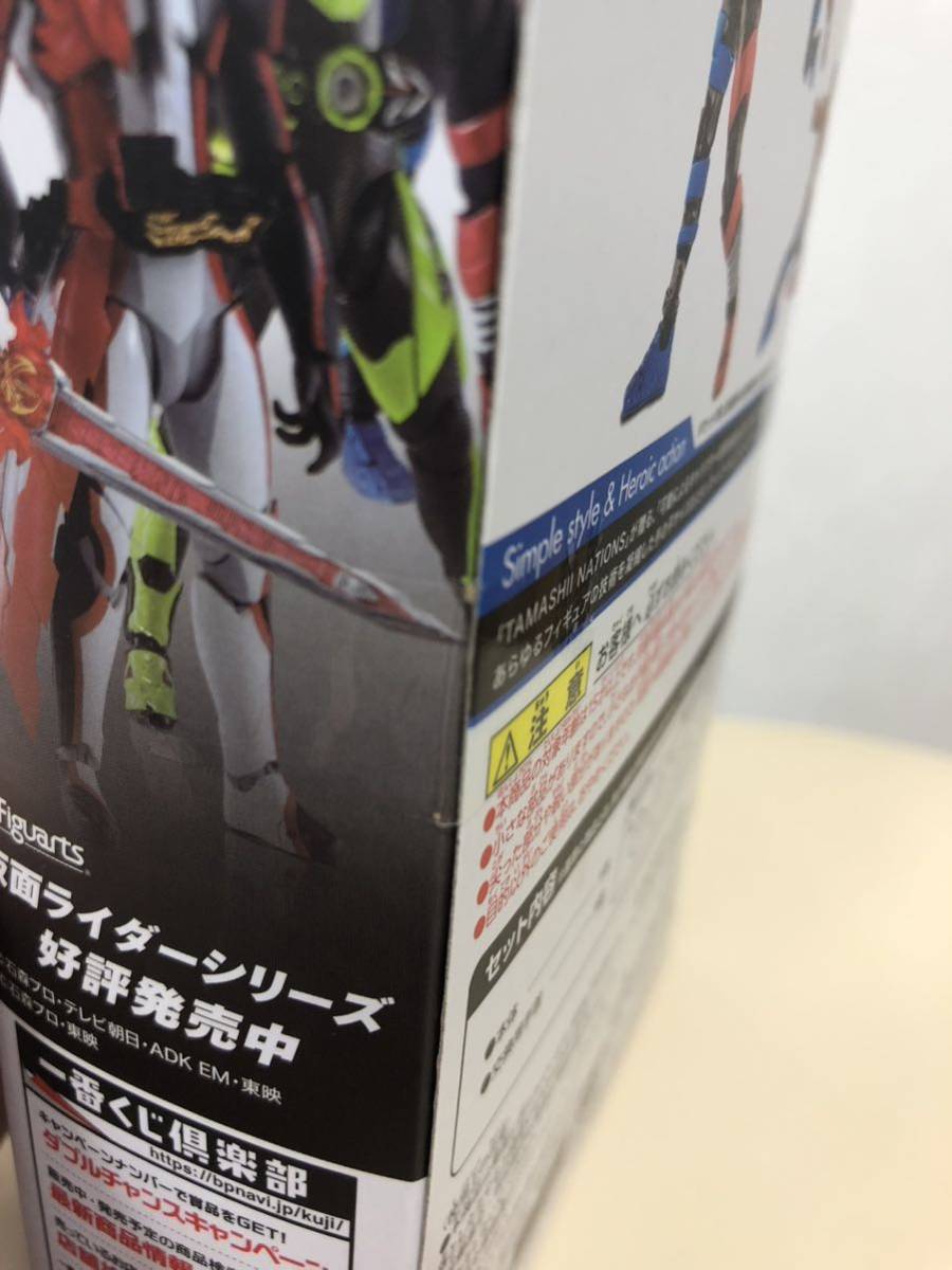 Gエ「17204」D賞 S.H.Figuarts 仮面ライダービルド ラビットタンクフォーム クリアブラックver. 一番くじ S.H.Figuarts仮面ライダー_画像5