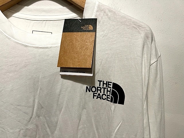 送料￥380 新品 正規品 USA限定 日本未発売 The North Face 大きいサイズ ノースフェイス バックロゴ付 長袖Tシャツ ロンT US-XXL 白_画像3